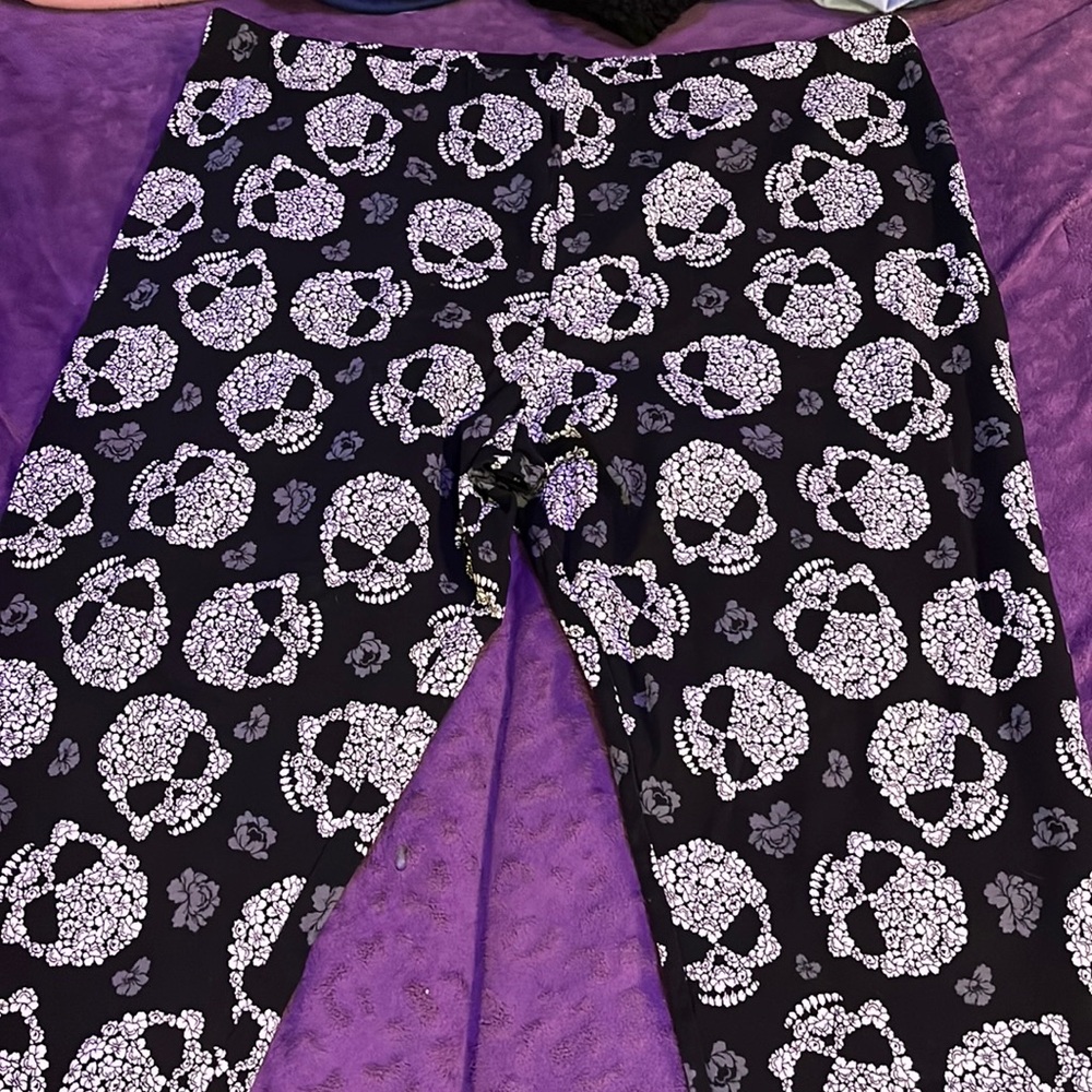 Skull leggings